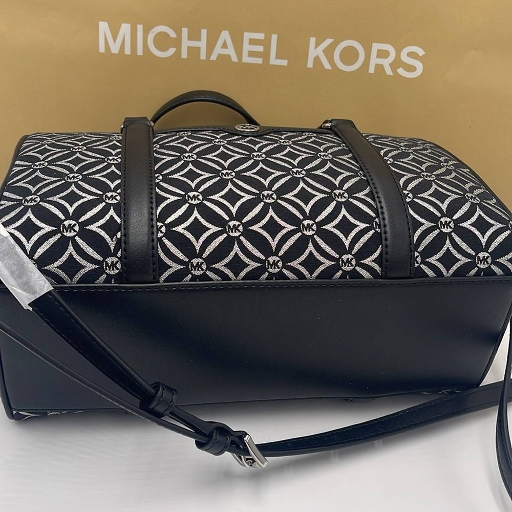 MICHAEL KORS JST TRAVEL MEDIUM DUFFLE SATCHEL SHOULDER CROSSBODY BAG MK BLACK - Picture 6 of 16